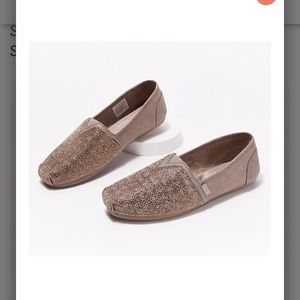 BOBS BY SKECHERS SLIP- ON shoes